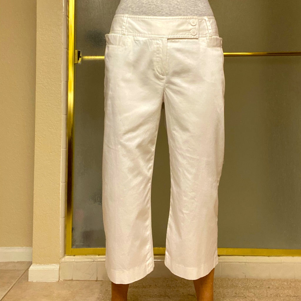 Grace Elements White Capris